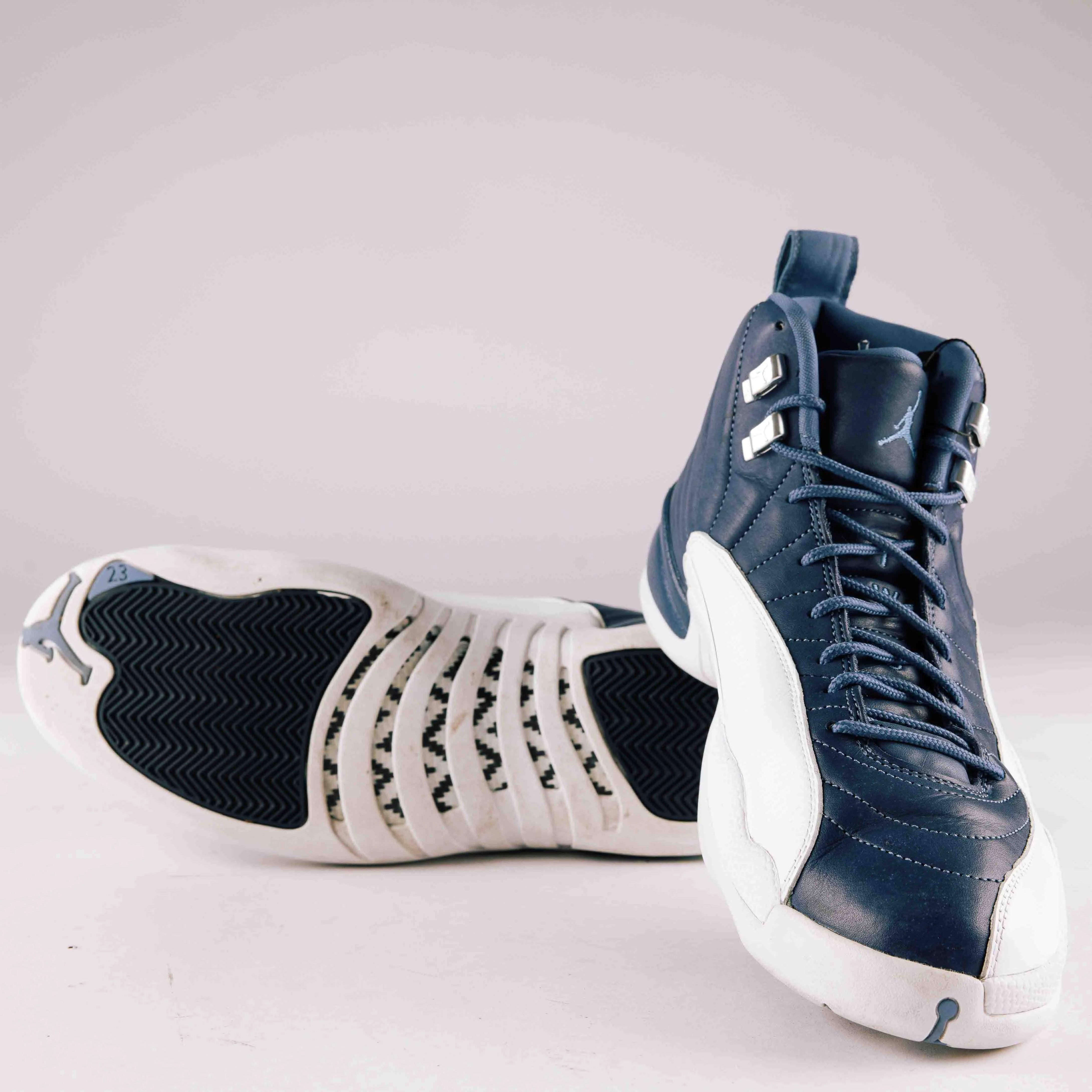 Air Jordan Retro 12 Indigo - Used - 0200