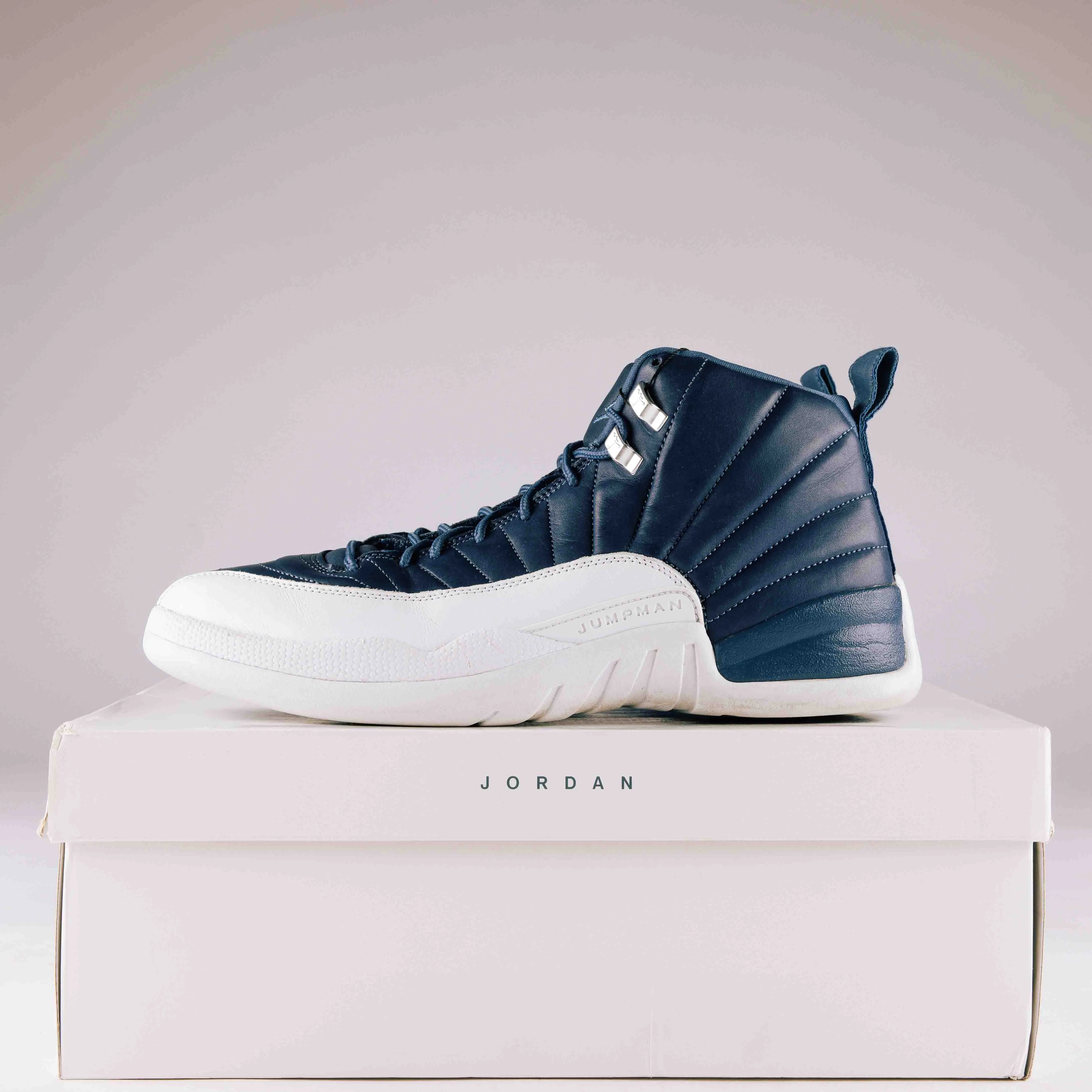 Air Jordan Retro 12 Indigo - Used - 0200