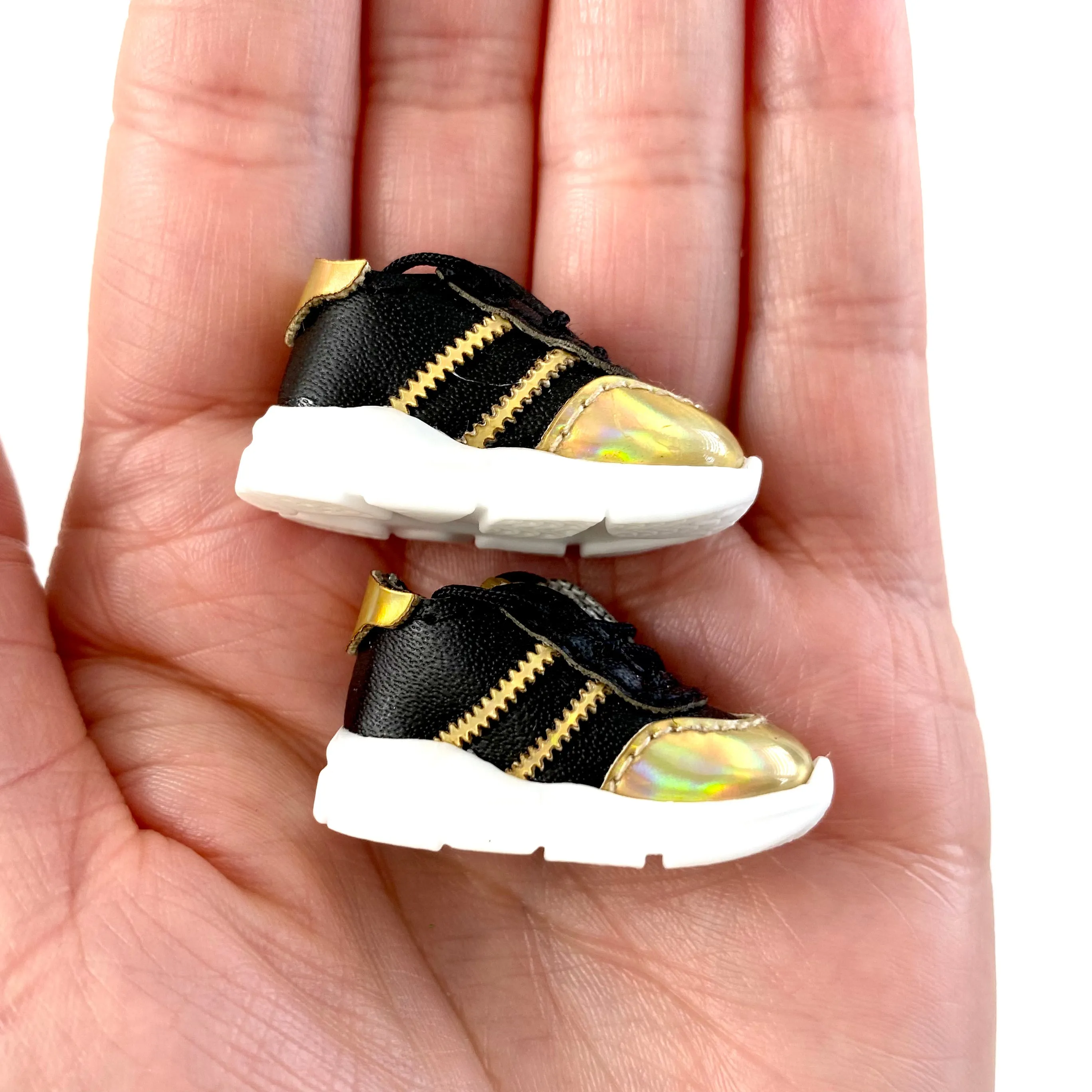 Blythe doll trainers Black Gold sports shoes