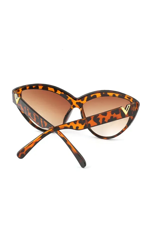 ModaLand Women's Leopard Trendy Lightweight Sunglasses