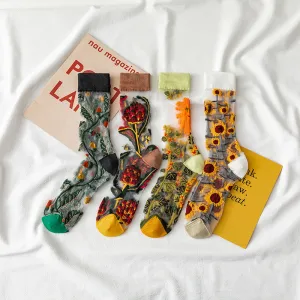 Women's trendy socks